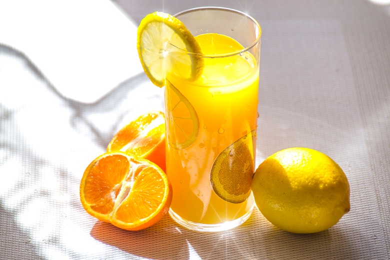 آب لیمو برای درمان جوش پاپول 