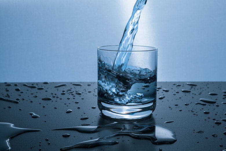 مصرف آب در دوران قاعدگی